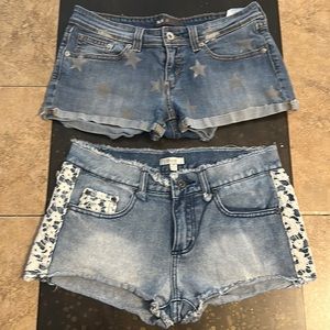2- Pair bundle Jean Shorts💙